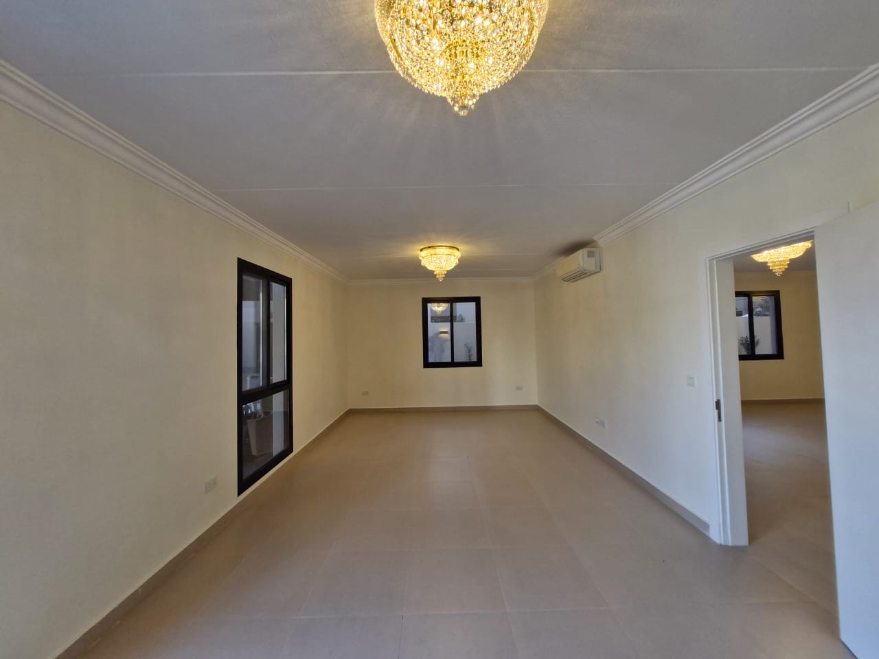  🏰 *Modern Luxury Villa in Sidra District – Roshn*   ✨ 400 sqm